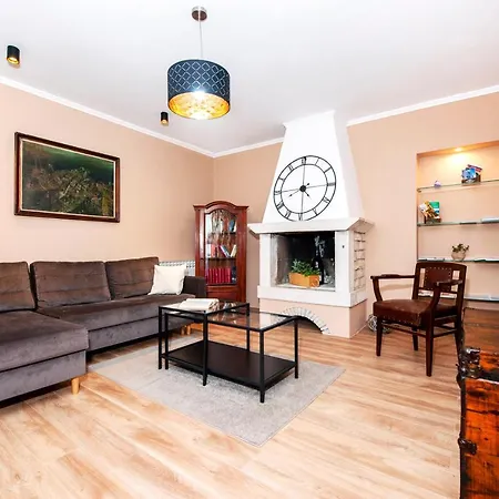 Apartment Miral