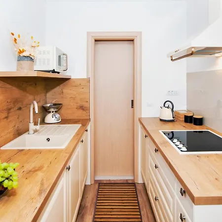 Apartment Miral